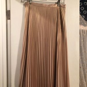Club Monaco pleated skirt